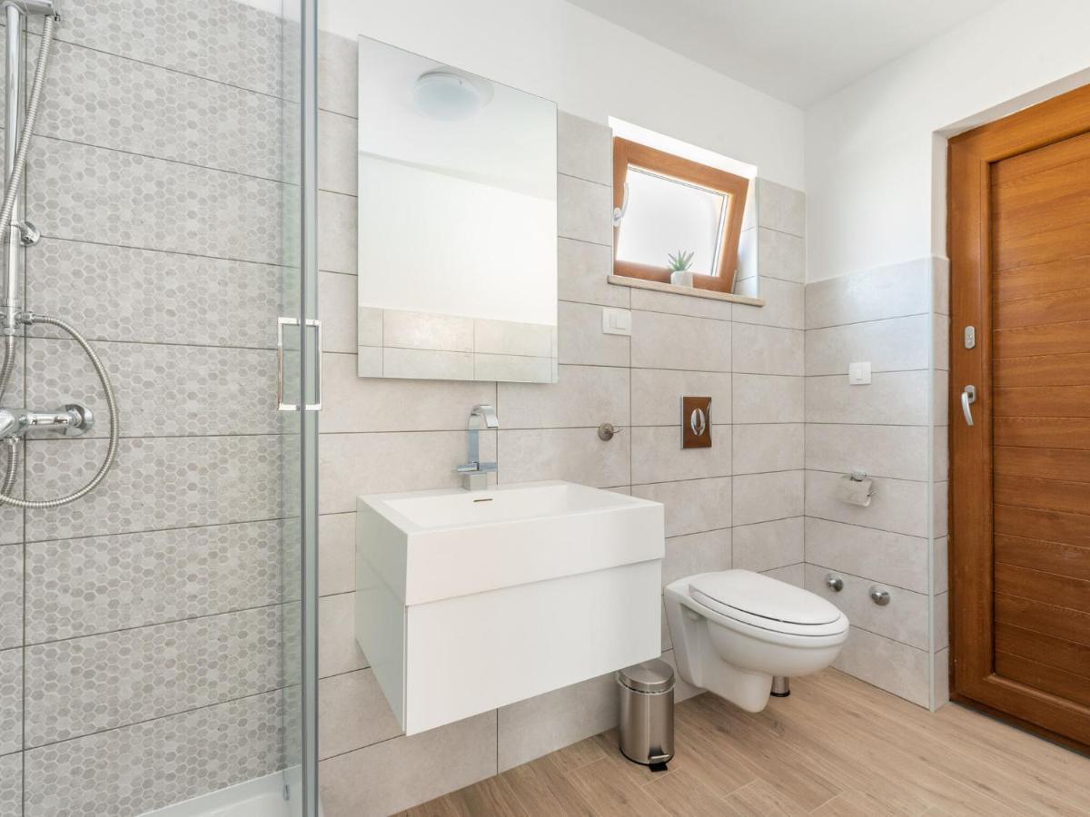 Tranquil Holiday Home In Labin With Private Swimming Pool Zewnętrze zdjęcie