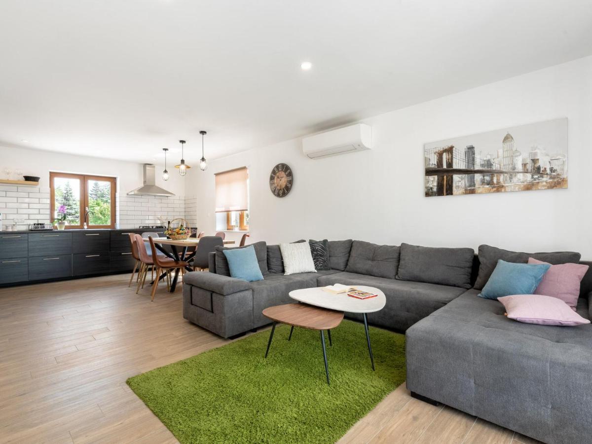 Tranquil Holiday Home In Labin With Private Swimming Pool Pokój zdjęcie